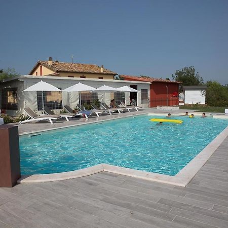 Agriturismo Le Capannacce Urbania Eksteriør billede