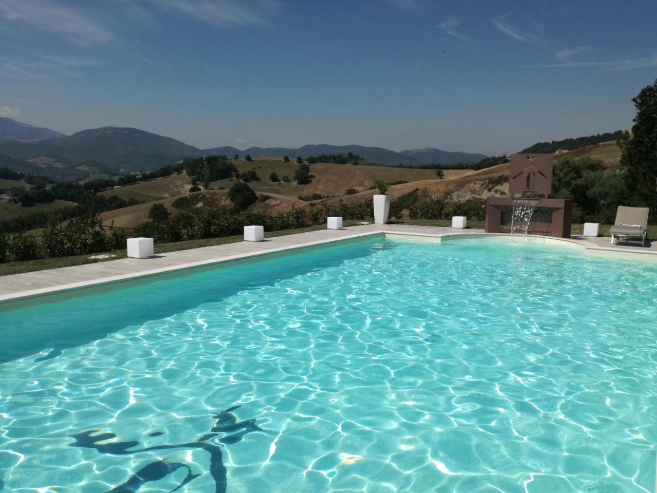 Agriturismo Le Capannacce Urbania Eksteriør billede