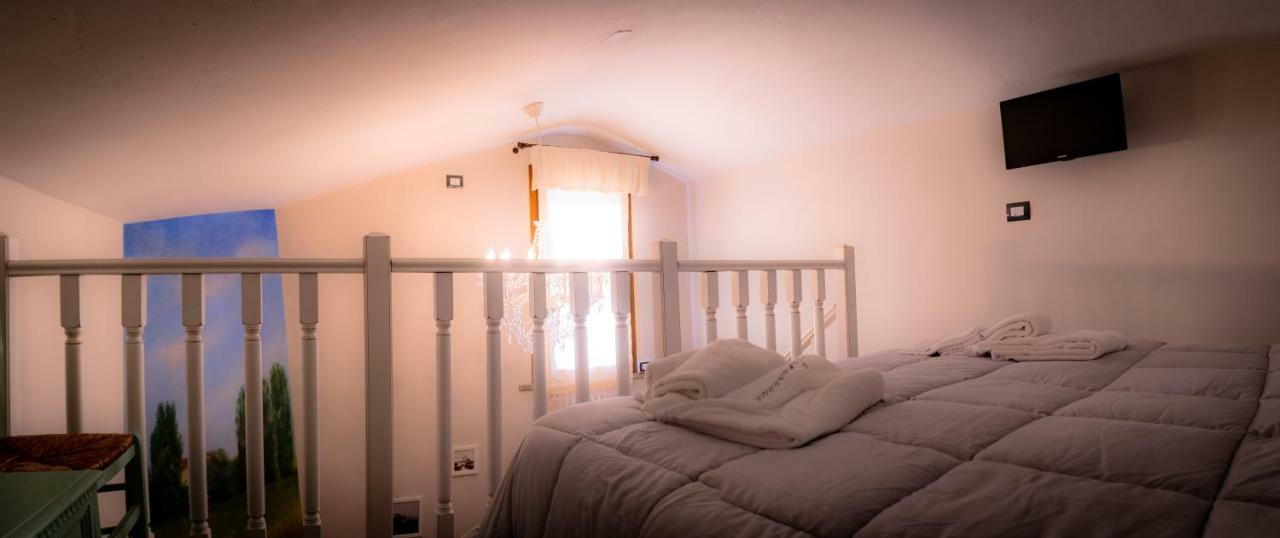 Agriturismo Le Capannacce Urbania Eksteriør billede