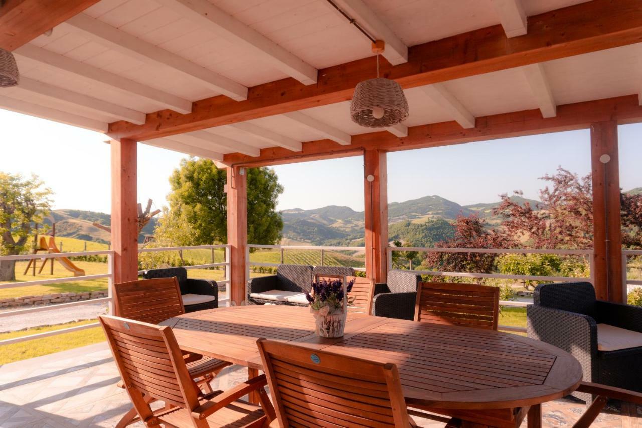Agriturismo Le Capannacce Urbania Eksteriør billede